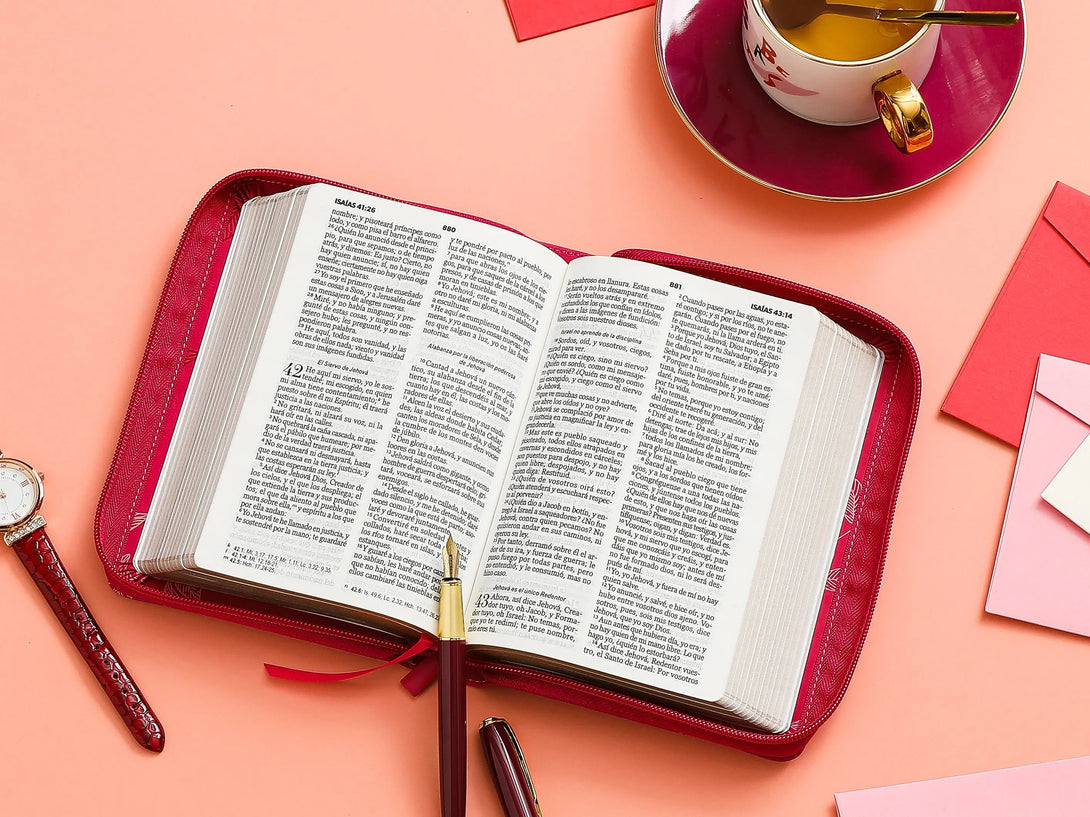 Biblia RVR60 045cz PJR 10 pts Fucsia con hojas primaverales