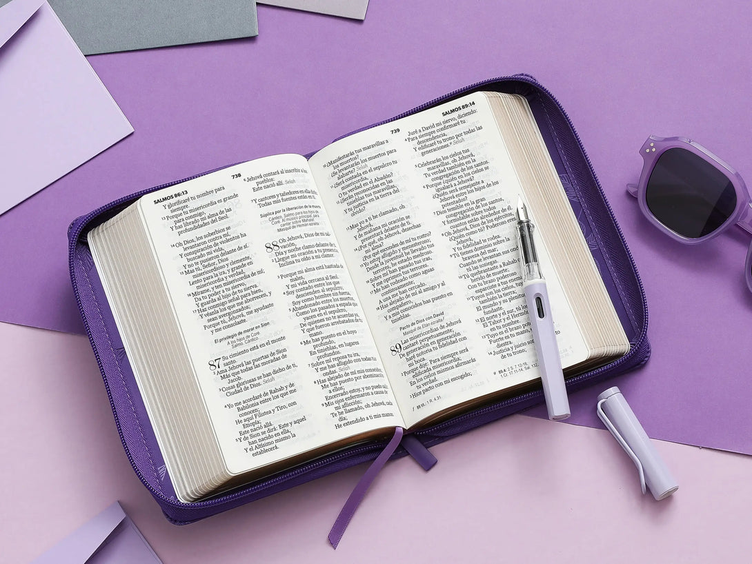 Biblia RVR60 045cz PJR 10 pts lila con hojas primaverales